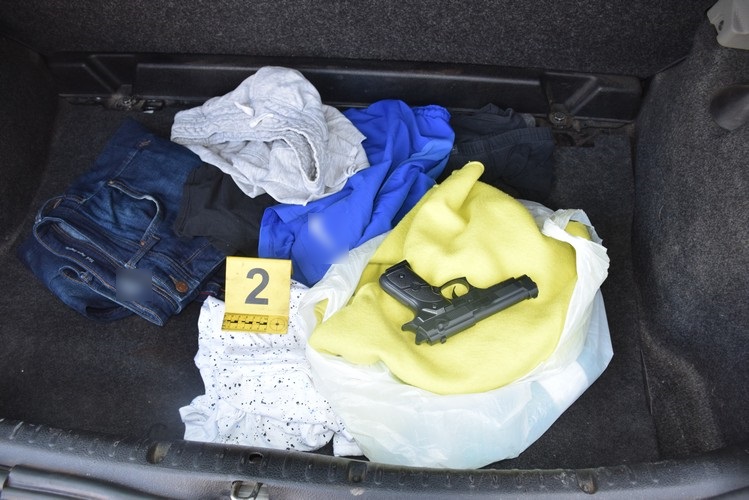 Slika /PU_ZG/slike/PUZ/2020/Kolovoz/razbojnik 14-08-20/DSC_1.JPG